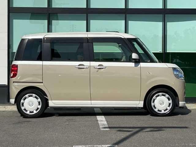 ダイハツ ムーヴ キャンバス X SA Ⅲ 和歌山県 2017(平29)年 5.7万km パールホワイトⅢ/ナチュラルベージュマイカメタリック 2トーン 【 Smart AssistIII 】/・衝突回避支援ブレーキ機能/・衝突警報機能（対車両・対歩行者）/・車線逸脱警報機能/・誤発進抑制制御機能/・先行車発進お知らせ機能/・コーナーセンサー（前方・後方）/・オートハイビーム/ワンオーナー/社外メモリーナビ/ワンセグテレビ/DVD再生可能/ETC/純正フロアマット/スマートキー/プッシュスタート