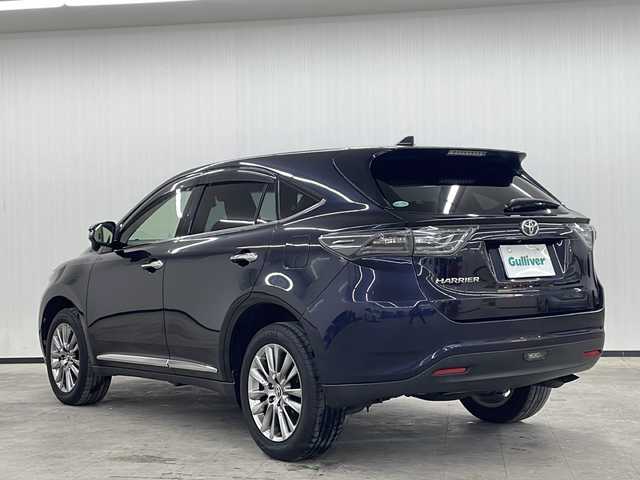 トヨタ ハリアー プレミアム 長崎県 2015(平27)年 6.9万km スパークリングブラックパールクリスタルシャイン 寒冷地仕様/９インチ アルパインナビ/・フルセグ/・DVD/・Bluetooth Audio/ビルドインＥＴＣ/バックカメラ/パワーバックドア/社外エンジンスターター/クルーズコントロール/ステアリングスイッチ/純正フロアマット/プッシュスタート/ＬＥＤヘッドライト/オートライト/オートマチックハイビーム/ウインドシールドデアイサー/フォグランプ/ドアバイザー/スマートキー/レーンキープアシスト/横滑り防止機能/盗難防止機能