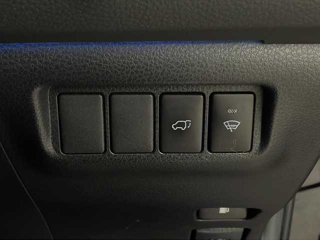 トヨタ ハリアー プレミアム 長崎県 2015(平27)年 6.9万km スパークリングブラックパールクリスタルシャイン 寒冷地仕様/９インチ アルパインナビ/・フルセグ/・DVD/・Bluetooth Audio/ビルドインＥＴＣ/バックカメラ/パワーバックドア/社外エンジンスターター/クルーズコントロール/ステアリングスイッチ/純正フロアマット/プッシュスタート/ＬＥＤヘッドライト/オートライト/オートマチックハイビーム/ウインドシールドデアイサー/フォグランプ/ドアバイザー/スマートキー/レーンキープアシスト/横滑り防止機能/盗難防止機能