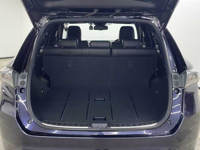 トヨタ ハリアー プレミアム 長崎県 2015(平27)年 6.9万km スパークリングブラックパールクリスタルシャイン 寒冷地仕様/９インチ アルパインナビ/・フルセグ/・DVD/・Bluetooth Audio/ビルドインＥＴＣ/バックカメラ/パワーバックドア/社外エンジンスターター/クルーズコントロール/ステアリングスイッチ/純正フロアマット/プッシュスタート/ＬＥＤヘッドライト/オートライト/オートマチックハイビーム/ウインドシールドデアイサー/フォグランプ/ドアバイザー/スマートキー/レーンキープアシスト/横滑り防止機能/盗難防止機能