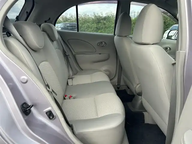 日産 マーチ 12X 鹿児島県 2011(平23)年 8.5万km ピンク オートライト/アイドリングストップ/ヘッドライトレベライザー/プッシュスタート/パワーステアリング/パワーウィンドウ/CDチェンジャー/AUX/社外フロアマット/ABS/盗難防止装置/ETC/スマートキー