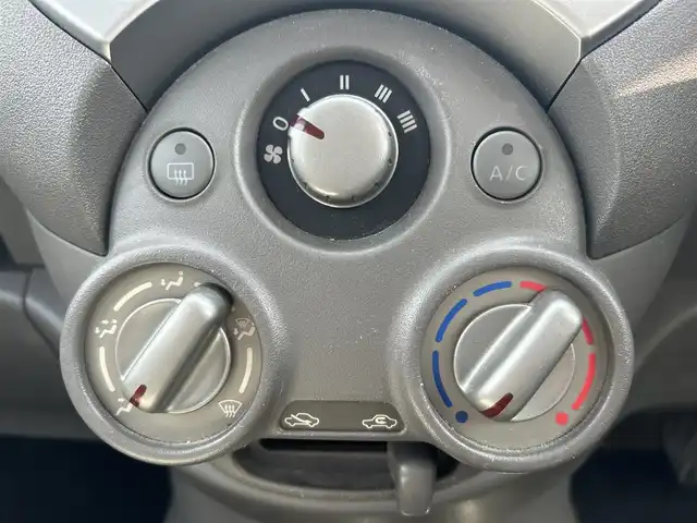 日産 マーチ 12X 鹿児島県 2011(平23)年 8.5万km ピンク オートライト/アイドリングストップ/ヘッドライトレベライザー/プッシュスタート/パワーステアリング/パワーウィンドウ/CDチェンジャー/AUX/社外フロアマット/ABS/盗難防止装置/ETC/スマートキー