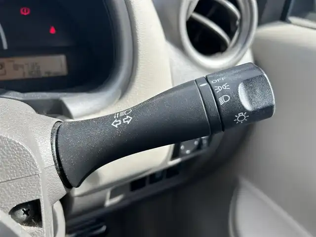 日産 マーチ 12X 鹿児島県 2011(平23)年 8.5万km ピンク オートライト/アイドリングストップ/ヘッドライトレベライザー/プッシュスタート/パワーステアリング/パワーウィンドウ/CDチェンジャー/AUX/社外フロアマット/ABS/盗難防止装置/ETC/スマートキー