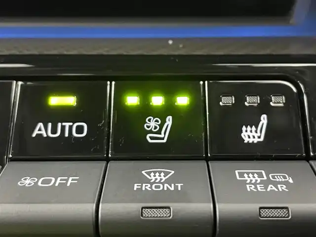 トヨタ プリウス Z 埼玉県 2023(令5)年 1.9万km プラチナホワイトパールマイカ 純正12.3インチDA（コネクトナビ付）アラウンドビューモニター デジタルインナーミラー BSM シートヒーター ベンチレーション メモリー付パワーシート ドライブレコーダー パーキングアシスト