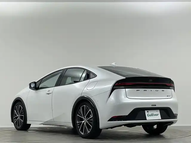 トヨタ プリウス Z 埼玉県 2023(令5)年 1.9万km プラチナホワイトパールマイカ 純正12.3インチDA（コネクトナビ付）アラウンドビューモニター デジタルインナーミラー BSM シートヒーター ベンチレーション メモリー付パワーシート ドライブレコーダー パーキングアシスト