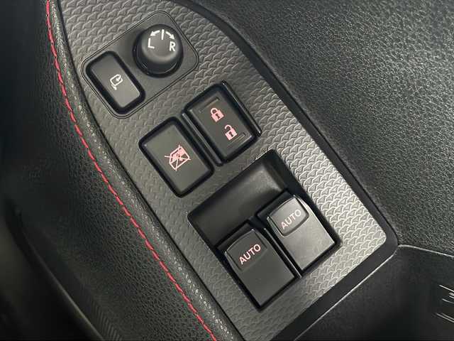 トヨタ ８６ GT 福島県 2012(平24)年 7.8万km クリスタルブラックシリカ 登録時走行距離：77674km/純正SDナビ/ (フルセグTV/BT/CD/DVD/AM/FM)/プッシュスタート/MTモード付AT/ETC/革巻きステアリング/パドルシフト/純正フロアマット/電動格納ミラー/純正17インチAW/オートライト/横滑り防止装置/スマートキー/スペアキー×１/保証書/取扱説明書