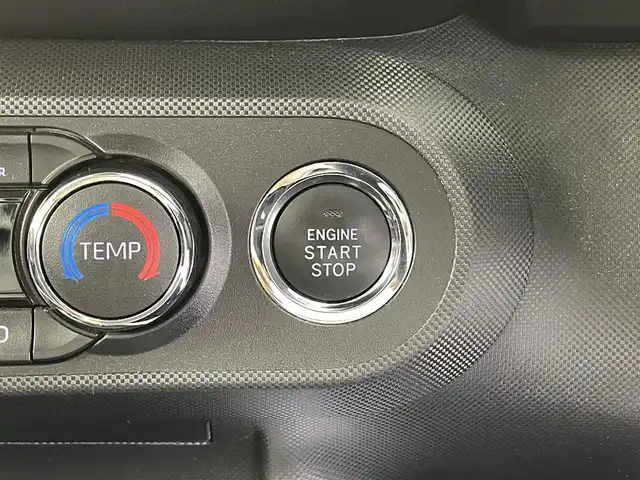 トヨタ ライズ Z 福井県 2020(令2)年 3.2万km ブラックマイカメタリック 純正ディスプレイオーディオ/・Bluetooth/フルセグTV/AM/FM/全方位カメラ/ドラレコ/ビルトインETC/純正17インチAW/アダプティブクルーズコントロール/シートヒーター/コーナーセンサー/レーンキープアシスト/LEDヘッドライト
