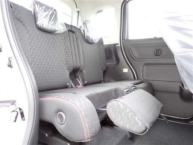 スズキ スペーシア ギア HYBRID XZ 千葉県 2025(令7)年 0.1千km ベージュⅡ 届出済未使用車/純正9インチナビゲーション/・Apple CarPlay/android auto/・Bluetooth/AM/FM/フルセグTV/全方位カメラ/バックカメラ/ビューカメラ/ヘッドアップディスプレイ/両側パワースライドドア/前席シートヒーター/ステアリングヒーター/スズキセーフティサポート/・デュアルセンサーブレーキサポートII/・誤発進抑制機能/・車線逸脱抑制機能/・車線逸脱警報/・車線逸脱抑制/・ふらつき警告/・車線維持支援機能/・発進お知らせ機能/・ハイビームアシスト/・標識認識機能/・アダプティブクルーズコントロール/・パーキングセンサー/・低速時ブレーキサポート（前進・後進）/・後方誤発進抑制機能/プッシュスタート/スマートキー2本/アイドリングストップ/純正14インチAW/ウィンカーミラー/電動格納ミラー/取扱説明書/保証書/