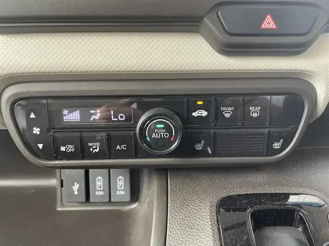 ホンダ Ｎ ＢＯＸ L 大阪府 2021(令3)年 3.5万km プラチナホワイトパール ワンオーナー/メモリナビ/衝突被害軽減システム/ワンセグテレビ/バックカメラ/ウィンカーミラー/クルーズコントロール/前席シートヒーター/ドアバイザー/プッシュスタート/片側パワースライドドア/ETC/LEDヘッドライト/新車保証書/取扱説明書
