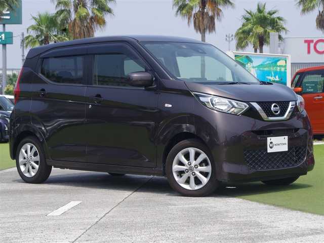 日産 デイズ X 千葉県 2020(令2)年 7万km アッシュブラウンM エマージェンシーブレーキ/社外SDナビ/地デジTV/【DVD/CD再生機能　Bluetooth接続】/バックカメラ/アイドリングストップ/ドライブレコーダー/コーナーセンサー/純正14インチアルミホイル/インテリジェントキー