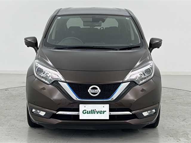 日産 ノート e－パワー メダリスト 宮城県 2016(平28)年 1.9万km インペリアルアンバーP 禁煙車/ワンオーナー/エマージェンシーブレーキ/アラウンドビューモニター/車線逸脱警報/オートハイビーム/コーナーセンサーF.R/純正SDナビ/CD.DVD.BTSD/フルセグTV/ハーフレザーシート/ドライブレコーダー/デジタルインナーミラー/ETC/LEDヘッドライト/フォグランプ/ステアリングスイッチ/アイドリングストップ/横滑り防止機能/プッシュスタート/スマートキー×2/純正15インチAW/純正フロアマッド