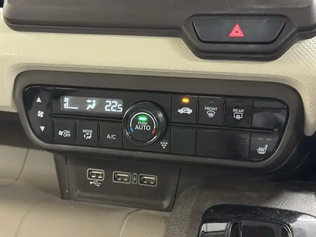 ホンダ Ｎ ＷＧＮ Lターボ ホンダセンシング 三重県 2020(令2)年 3.3万km プレミアムアイボリーパールⅡ ガソリン・ターボ/FF/MTモード付インパネCVT/純正 7インチナビ VXM-204VFi/（CD/DVD/FM/AM/TV/iPod/SD/Music Rack/USB/Bluetooth/AUX）/バックカメラ/ドライブレコーダー 前後/ビルトイン ETC/Honda SENSING/・衝突軽減ブレーキ［CMBS］/・車線維持支援システム［LKAS］/・アダプティブクルーズコントロール［ACC］/・路外逸脱抑制機能/・先行車発進お知らせ機能/・標識認識機能/・パーキングセンサーシステム/・オートハイビーム機能/・装備）/・オートエアコン/・オートライト/・LEDヘッドライト/・パドルシフト/・電子パーキングブレーキ＆ブレーキホールド機能/・USBジャック（充電用x2）/・電動格納ドアミラー（ウインカー付）/・14インチスチールホイール＆純正ホイールキャップ/・スマートキーx1/・保/取/ナビ取/など