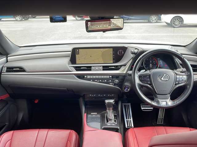 レクサス ＥＳ 300h Fスポーツ 福岡県 2020(令2)年 5.9万km ホワイトノーヴァガラスフレーク 純正メモリナビ/バックカメラ/Bluetooth/CD/DVD再生機能有/フルセグTV/サンルーフ/パワーバックドア/コーナーセンサー/純正アルミホイール/純正フロアマット/オートクルーズコントロール/ドラレコ