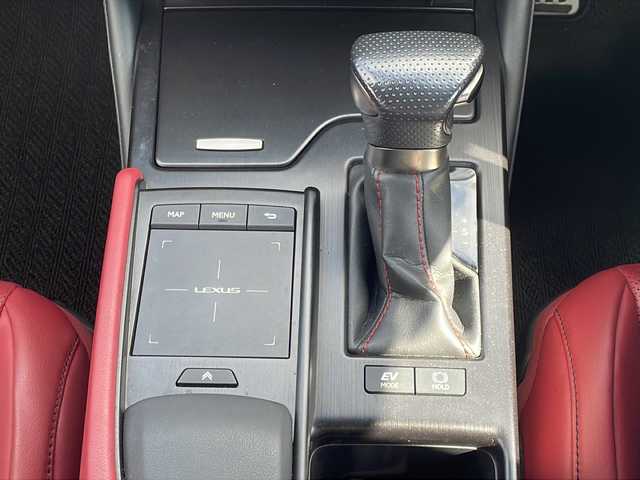 レクサス ＥＳ 300h Fスポーツ 福岡県 2020(令2)年 5.9万km ホワイトノーヴァガラスフレーク 純正メモリナビ/バックカメラ/Bluetooth/CD/DVD再生機能有/フルセグTV/サンルーフ/パワーバックドア/コーナーセンサー/純正アルミホイール/純正フロアマット/オートクルーズコントロール/ドラレコ