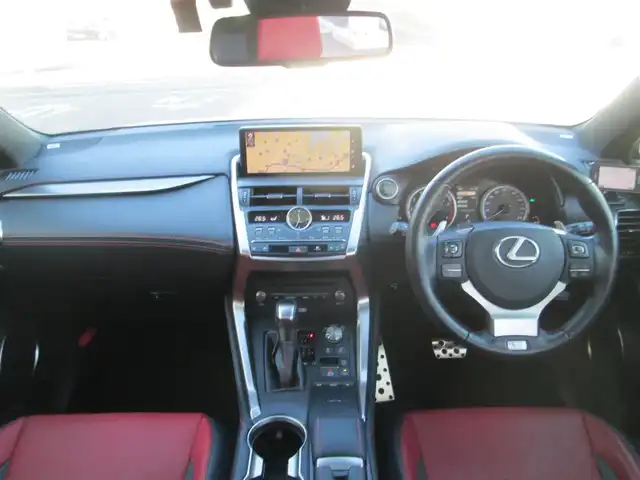レクサス ＮＸ 300 Fスポーツ 千葉県 2019(令1)年 3.4万km グラファイトブラックガラスフレーク ワンオーナー/4WD/純正10.3型ナビ、フルセグTV(キャンセラー有)/バック&サイドカメラ/純正オーディオ【DVD/CD/BT/SD/USB】/マークレビンソン/サンルーフ/赤革シート/Lexus Safety System ＋/LEDヘッドライト&LEDフォグランプ/レーダークルーズコントロール/レーンキープアシスト/パドルシフト付き革巻きステアリング/クリアランスソナー/運転席シートメモリ/ステアリングヒーター/前席パワーシート&シートヒーター&エアシート/パワーバックドア/純正前方ドライブレコーダー/社外レーダー探知機/ビルトインETC2.0/AC100V/スマートキー×2、カードキー×1/取扱説明書/ナビ取扱説明書/新車時保証書/レクサス整備記録簿(R2/R3/R4/R5/R6)