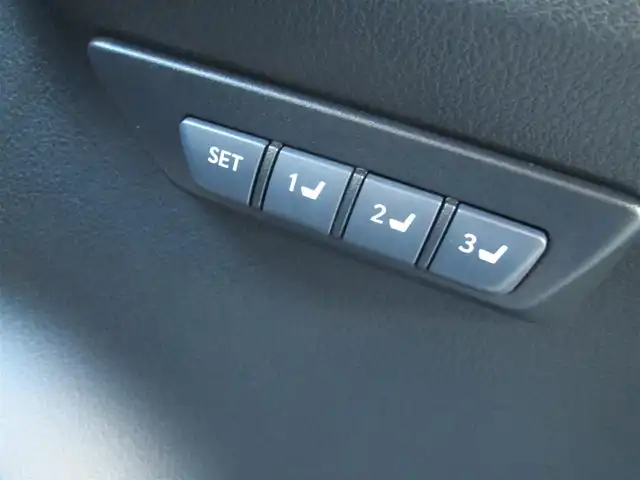 レクサス ＮＸ 300 Fスポーツ 千葉県 2019(令1)年 3.4万km グラファイトブラックガラスフレーク ワンオーナー/4WD/純正10.3型ナビ、フルセグTV(キャンセラー有)/バック&サイドカメラ/純正オーディオ【DVD/CD/BT/SD/USB】/マークレビンソン/サンルーフ/赤革シート/Lexus Safety System ＋/LEDヘッドライト&LEDフォグランプ/レーダークルーズコントロール/レーンキープアシスト/パドルシフト付き革巻きステアリング/クリアランスソナー/運転席シートメモリ/ステアリングヒーター/前席パワーシート&シートヒーター&エアシート/パワーバックドア/純正前方ドライブレコーダー/社外レーダー探知機/ビルトインETC2.0/AC100V/スマートキー×2、カードキー×1/取扱説明書/ナビ取扱説明書/新車時保証書/レクサス整備記録簿(R2/R3/R4/R5/R6)