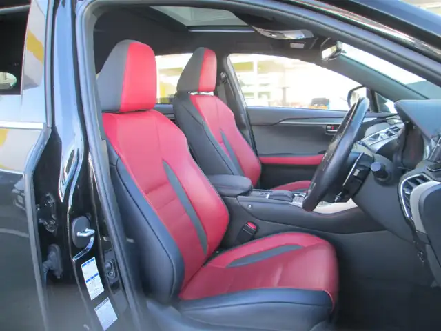 レクサス ＮＸ 300 Fスポーツ 千葉県 2019(令1)年 3.4万km グラファイトブラックガラスフレーク ワンオーナー/4WD/純正10.3型ナビ、フルセグTV(キャンセラー有)/バック&サイドカメラ/純正オーディオ【DVD/CD/BT/SD/USB】/マークレビンソン/サンルーフ/赤革シート/Lexus Safety System ＋/LEDヘッドライト&LEDフォグランプ/レーダークルーズコントロール/レーンキープアシスト/パドルシフト付き革巻きステアリング/クリアランスソナー/運転席シートメモリ/ステアリングヒーター/前席パワーシート&シートヒーター&エアシート/パワーバックドア/純正前方ドライブレコーダー/社外レーダー探知機/ビルトインETC2.0/AC100V/スマートキー×2、カードキー×1/取扱説明書/ナビ取扱説明書/新車時保証書/レクサス整備記録簿(R2/R3/R4/R5/R6)