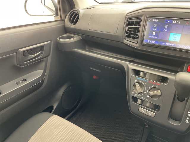 トヨタ ピクシスエポック L 愛知県 2020(令2)年 3.7万km ブライトシルバーM 純正ナビ/コーナーセンサー/ドライブレコーダー/CD DVD/Bluetooth/アイドリングストップ/横滑り防止装置