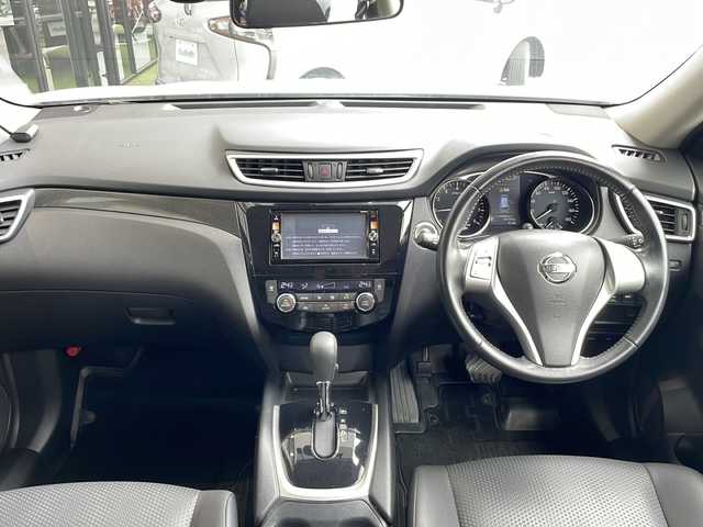 日産 エクストレイル ハイブリッド 20X エマージェンシーブレーキ 愛知県 2016(平28)年 4.5万km ブリリアントホワイトパール 純正ナビ 　ＳＤカードなし/フルセグ/CD DVD/Bluetooth/バックカメラ/シートヒーター/電動リアゲート/コーナーセンサー/純正アルミホイール/４WD/LEDヘッドライト/ドライブレコーダー/ETC/ステアリングスイッチ/スマートキー/プッシュスタート