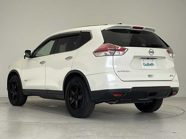 日産 エクストレイル ハイブリッド 20X エマージェンシーブレーキ 愛知県 2016(平28)年 4.5万km ブリリアントホワイトパール 純正ナビ 　ＳＤカードなし/フルセグ/CD DVD/Bluetooth/バックカメラ/シートヒーター/電動リアゲート/コーナーセンサー/純正アルミホイール/４WD/LEDヘッドライト/ドライブレコーダー/ETC/ステアリングスイッチ/スマートキー/プッシュスタート