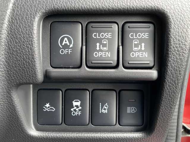 日産 デイズ ルークス ハイウェイスター Gターボ 千葉県 2020(令2)年 1.4万km スパークリングレッド/ブラック 純正メモリナビ/(フルセグTV/CD/DVD/BT/FM/AM)/全周囲カメラ/ナビ連動ドラレコ/衝突被害軽減システム/車線逸脱警報/クルーズコントロール/両側パワースライドドア/ハンズフリーオートスライドドア/横滑り防止装置/ETC/アイドリングストップ/LEDヘッドライト/フォグランプ/オートライト/ウィンカーミラー/電動格納ミラー/純正15インチAW/シートリフター/リアサーキュレーター/リアロールサンシェード/プッシュスタート/スマートキー/スペアキー/フロアマット/ドアバイザー/取扱説明書/保証書