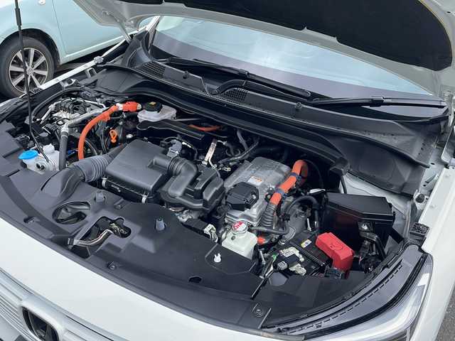 ホンダ ヴェゼル ハイブリッド e:HEV Z 神奈川県 2023(令5)年 3.6万km プラチナホワイトパール 純正メモリナビ　AppleCarPlay/フルセグTV/スペアキー/パドルシフト　/パーキングアシスト　　/レーダークルーズコントロール　/バックカメラ/電動リアゲート　/DN席シートヒーター/ダウンヒルアシストコントロール/ワイヤレス充電　/コーナーセンサー　/純正フロアマット/純正AW/ABS/レーンキープアシスト/横滑り防止装置/ETC2.0　/前後ドライブレコーダー　