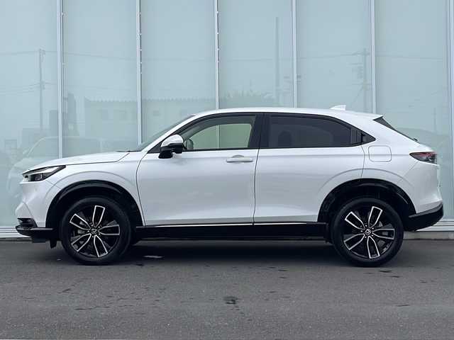 ホンダ ヴェゼル ハイブリッド e:HEV Z 神奈川県 2023(令5)年 3.6万km プラチナホワイトパール 純正メモリナビ　AppleCarPlay/フルセグTV/スペアキー/パドルシフト　/パーキングアシスト　　/レーダークルーズコントロール　/バックカメラ/電動リアゲート　/DN席シートヒーター/ダウンヒルアシストコントロール/ワイヤレス充電　/コーナーセンサー　/純正フロアマット/純正AW/ABS/レーンキープアシスト/横滑り防止装置/ETC2.0　/前後ドライブレコーダー　