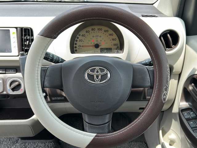 トヨタ パッソ X ユルリ 東京都 2011(平23)年 8.9万km パールホワイト1 横滑り防止機能/TOYOTA純正メモリナビ（NSCP-W61)/・フルセグ・AUX/純正フロアマット/ドアバイザー/スペアキー/ETC/保証書/取扱説明書