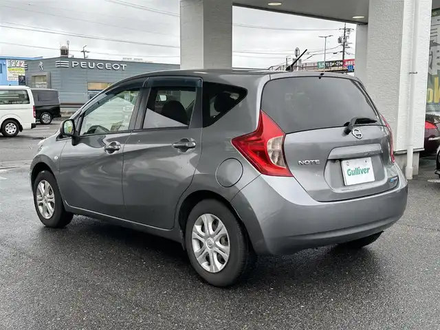 日産 ノート X DIG－S 愛知県 2013(平25)年 12.9万km ダークメタルグレー SDナビ/フルセグテレビ/バックカメラ/アイドリングストップ/ドアバイザー/プッシュスタート/ETC/AAC/アイドリングストップオフ切り替えスイッチ/ヘッドライトレベライザー/Bluetooth/純正フロアマット/スマートキー2本/保証書/取扱説明書