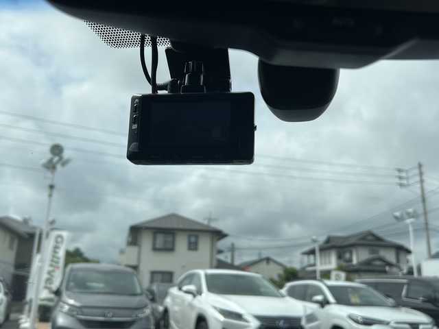 トヨタ クラウン ハイブリッド アスリートG 佐賀県 2013(平25)年 8.3万km プレシャスブラックパール 純正HDDナビ・フルセグTV/CD・DVD・Bluetooth・USB/バックカメラ/OPムーンルーフ/MODELISTAフルエアロ/黒レザーシート/前席エアシート・シートヒーター/ステアリングヒーター/前席パワーシート/クルーズコントロール/リア電動サンシェード/リアドアサンシェード/純正前後ドライブレコーダー/OPクリアランスソナー/ビルトインETC/LEDヘッドライト/LEDフォグランプ/純正18インチアルミ/スペアキー/保証書・取説書/点検記録簿(H25/26/28/R2/5/6)
