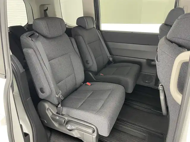 ホンダ ステップワゴン eHEV エアー 愛知県 2023(令5)年 0.9万km プラチナホワイトパール 純正８型ナビ　両側パワスラ　禁煙　ホンダセンシング　バックカメラ　フルセグ　ＤＶＤ　ドラレコ　ＥＴＣ　両側パワスラ　衝突軽減　レーンキープ　誤発進抑制　ＬＥＤオートライト　純正ＡＷ　プッシュスタート