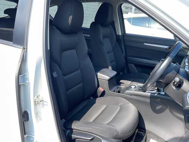 マツダ ＣＸ－５ 20S 静岡県 2021(令3)年 6.7万km スノーフレイクホワイトパールマイカ ワンオーナー/純正ディスプレイオーディオ/AM/FM/BT/３６０°カメラ/クルーズコントロール追従付き/ETC/コーナーセンサ―/レーンキープアシスト/プッシュスタート/スマートキー/純正１７インチアルミ