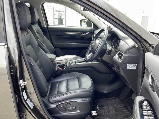マツダ ＣＸ－５ XD Lパッケージ 三重県 2018(平30)年 5.3万km チタニウムフラッシュマイカ プッシュスタート/電動リヤゲート/横滑り防止/レーンキープアシスト/コーナーセンサー/アイドリングストップ/ブラインドスポットモニター/レーダークルーズコントロール/オートライト/レザーシート/ステアリングリモコン/革巻きステアリング/シートヒーター(全席)/ハンドルヒーター/電子パーキング/純正SDナビ(AM/FM/CD/DVD/TV/BT)