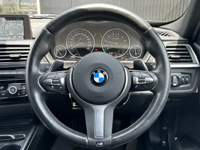 ＢＭＷ ３２０ｉ Mスポーツ 福岡県 2018(平30)年 4.1万km 黒 インテリジェントセーフティ/ハイラインパッケージ/アダプティブクルーズコントロール/黒革シート/前席シートヒーター/純正ナビ/Bluetooth/バックカメラ/CD/DVD/前後コーナーセンサー　/オートライト/純正前後ドライブレコーダー　/純正18インチアルミホイール/ミラー一体型ＥＴＣ/取扱説明書/保証書/スペアキー×1