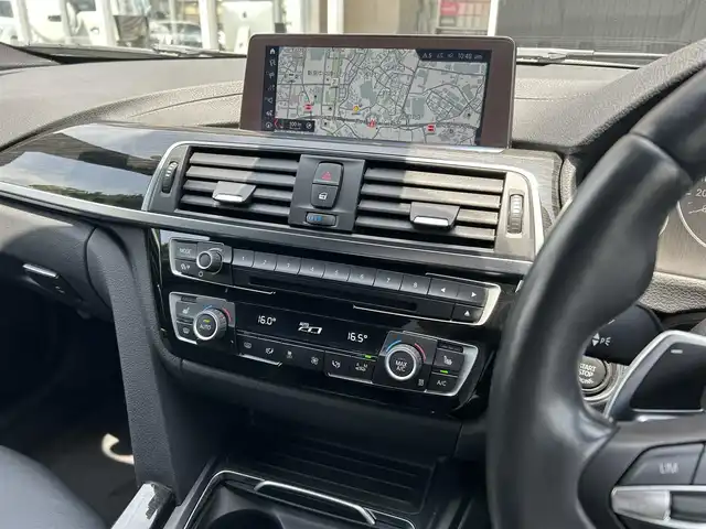 ＢＭＷ ３２０ｉ Mスポーツ 福岡県 2018(平30)年 4.1万km 黒 インテリジェントセーフティ/ハイラインパッケージ/アダプティブクルーズコントロール/黒革シート/前席シートヒーター/純正ナビ/Bluetooth/バックカメラ/CD/DVD/前後コーナーセンサー　/オートライト/純正前後ドライブレコーダー　/純正18インチアルミホイール/ミラー一体型ＥＴＣ/取扱説明書/保証書/スペアキー×1