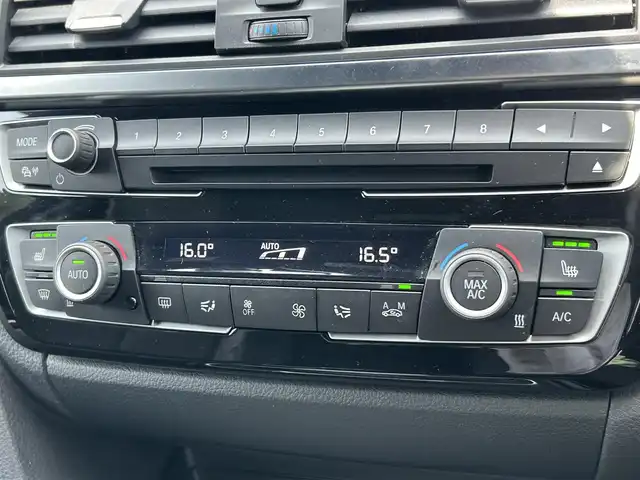 ＢＭＷ ３２０ｉ Mスポーツ 福岡県 2018(平30)年 4.1万km 黒 インテリジェントセーフティ/ハイラインパッケージ/アダプティブクルーズコントロール/黒革シート/前席シートヒーター/純正ナビ/Bluetooth/バックカメラ/CD/DVD/前後コーナーセンサー　/オートライト/純正前後ドライブレコーダー　/純正18インチアルミホイール/ミラー一体型ＥＴＣ/取扱説明書/保証書/スペアキー×1