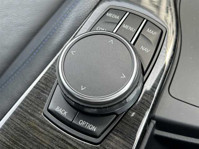 ＢＭＷ ３２０ｉ Mスポーツ 福岡県 2018(平30)年 4.1万km 黒 インテリジェントセーフティ/ハイラインパッケージ/アダプティブクルーズコントロール/黒革シート/前席シートヒーター/純正ナビ/Bluetooth/バックカメラ/CD/DVD/前後コーナーセンサー　/オートライト/純正前後ドライブレコーダー　/純正18インチアルミホイール/ミラー一体型ＥＴＣ/取扱説明書/保証書/スペアキー×1