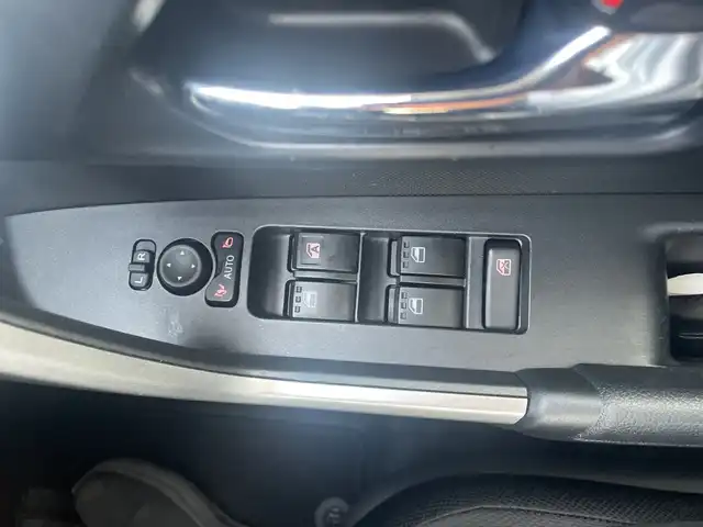 トヨタ ライズ XS 和歌山県 2021(令3)年 1.7万km シャイニングホワイトパール 社外7インチナビ/バックカメラ/（BT/CD/USB)/プリクラッシュセーフティー/クリアランスソナー/横滑り防止装置/アイドリングストップ/ドライブレコーダー/ヘッドライトレベライザー/ウインカー付ドアミラー/LEDヘッドライト/オートライト
