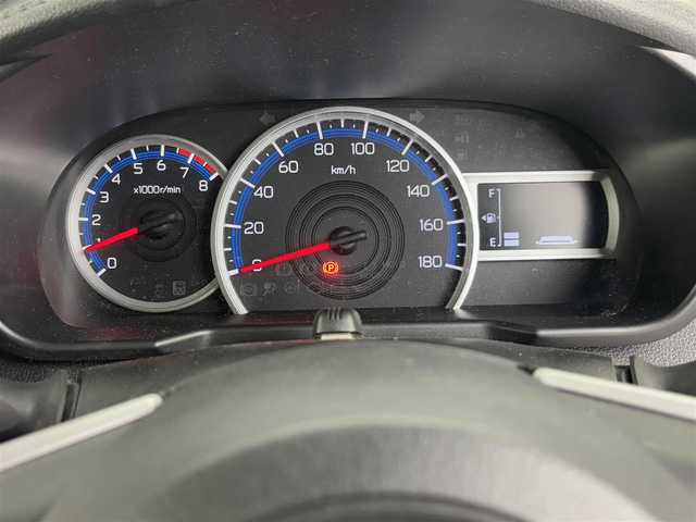 トヨタ ルーミー カスタムG－T 埼玉県 2020(令2)年 2.8万km パールホワイトⅢ 純正ナビ　NSZT-W68T/(Bluetooth/CD/DVD/AM/FM)/地デジフルセグ/全方位カメラ/前後ドライブレコーダー/ETC2.0/アダプティブクルーズコントロール/衝突軽減ブレーキ/クリアランスソナー/運転席・助手席シートヒーター/アイドリングストップ/スポーツモード/電子パーキングシステム/ブレーキホールド/プッシュスタート/ステアリングリモコン/両側パワースライドドア/ロールサンシェード/フロントフォグランプ/ウィンカーミラー/電動格納ミラー/純正フロアマット/純正ドアバイザー/純正15インチアルミホイール