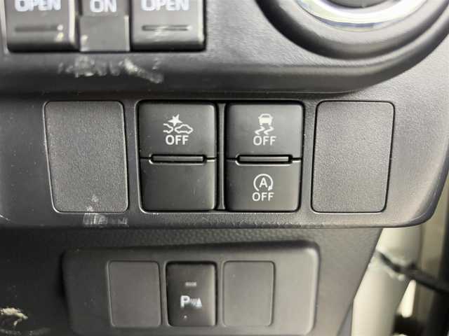 トヨタ ルーミー カスタムG－T 埼玉県 2020(令2)年 2.8万km パールホワイトⅢ 純正ナビ　NSZT-W68T/(Bluetooth/CD/DVD/AM/FM)/地デジフルセグ/全方位カメラ/前後ドライブレコーダー/ETC2.0/アダプティブクルーズコントロール/衝突軽減ブレーキ/クリアランスソナー/運転席・助手席シートヒーター/アイドリングストップ/スポーツモード/電子パーキングシステム/ブレーキホールド/プッシュスタート/ステアリングリモコン/両側パワースライドドア/ロールサンシェード/フロントフォグランプ/ウィンカーミラー/電動格納ミラー/純正フロアマット/純正ドアバイザー/純正15インチアルミホイール