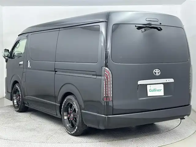 トヨタ ハイエース GL 道央・札幌 2019(令1)年 5.3万km ブラックマイカ ・ワンオーナー/・４WD/・寒冷地仕様/・FLEX仕様/・ALPINE11インチフローディングナビ/　CD/DVD/SD/BT/フルセグ/・ALPINEフリップダウンモニター/・バックカメラ/・ビルトインETC/・衝突軽減ブレーキ/・レーンアシスト/・オートハイビーム/・BARBERO17インチAW/・415コブラ製ステアリング/・415コブラ製内装パネル/・415コブラ製LEDテールレンズ/・Valenti製ハイマウント/・ナスカホワイトレタータイヤ/・FLEX製シートカバー、フロアマット/・FLEX製ベッドキット、テーブルフロア加工/・リアヒーター＆クーラー/・プッシュスタート/・スマートキー/・新車時保証書/・取扱説明書
