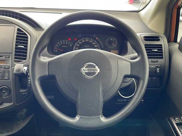 日産 ラフェスタ 20S 兵庫県 2005(平17)年 8.5万km ソレイユオレンジ ・AM/FM/CD/MD/・サンルーフ/・ETC/・ABS/・ハロゲンライト/・リモコンキー/・オートエアコン/・純正フロアマット/・ウォークスルー/・両側スライドドア/・電動格納ミラー/・サイドバイザー/・Wエアバッグ/・保証書/・取扱説明書