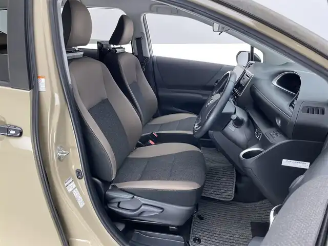 トヨタ シエンタ G グランパー 愛知県 2020(令2)年 1.9万km ベージュ 社外9インチナビ/トヨタセーフティセンス/後席モニター/両側パワースライドドア/ステアリングヒーター/シートヒーター/LEDオートライト/フォグランプ/バックカメラ/ETC/前後ドライブレコーダー/コーナーセンサー/フルセグTV/DVD/衝突被害軽減ブレーキ/カーテンエアバック/禁煙車