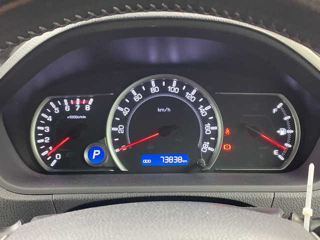 トヨタ ヴォクシー ZS 兵庫県 2016(平28)年 7.4万km ホワイトパールクリスタルシャイン ・ALPINEナビ（CD/DVD/TV/SD/BT)/・片側パワースライドドア/・ALPINE10.1インチフリップダウンモニター/・ETC/・バックカメラ/・社外ドライブレコーダー/・プリクラッシュセーフティ/・レーンディパーチャーアラート/・オートマチックハイビーム/・純正16インチAW/・LEDヘッドライト/・オートライト/・フォグランプ/・プッシュスタート/・スマートキー/・アイドリングストップ/・スペアキー