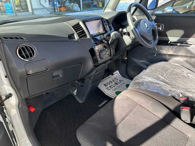 スズキ パレット ＳＷ XS 道東・釧路十勝 2011(平23)年 3.8万km パールホワイト 社外メモリーナビ/　　（フルセグTV/Bluetooth）/バックカメラ/片側パワースライドドア/フォグライト/ヘッドライトレベライザー/ウィンカーミラー/電動格納ミラー/ドライブレコーダー前後/純正フロアマット/ドアバイザー/記録簿 H26/28/29/30/R1/2/4/6/7/取扱説明書/保証書/ナビ取説/社外13インチアルミホイール/夏タイヤ積み込み/  　（165/65R14、4mm、純正AW）