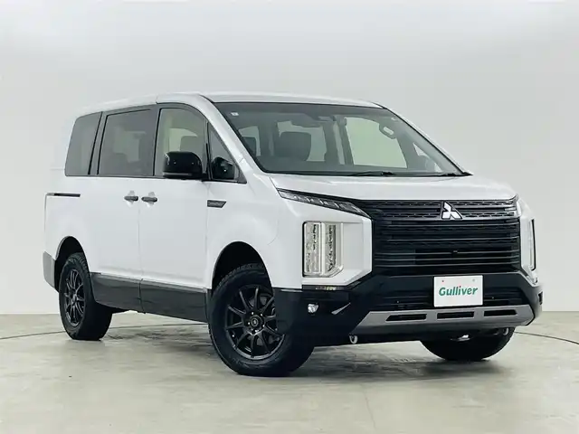 三菱 デリカＤ：５ シャモニー 福島県 2024(令6)年 0.4万km パールⅡ 衝突軽減ブレーキ/・車線逸脱警報装置/・ブラインドスポットモニター/・レーダークルーズコントロール/社外ナビ/・型番:CN-HE02WD/・フルセグTV/Bluetooth/CD/DVD/・全方位カメラ/・ドライブレコーダー/両側パワースライドドア/・パワーバックドア/アイドリングストップ/電子パーキング/・オートホールド/オートサイドステップ/革巻きステアリング/・ステアリングリモコン/・パドルシフト/・ステアリングヒーター/ハーフレザーシート/・シートヒーター(運転席/助手席)/・パワーシート(運転席)/プッシュスタート/・スマートキー/LEDヘッドライト/・オートライト/・フォグライト/社外フロアマット/