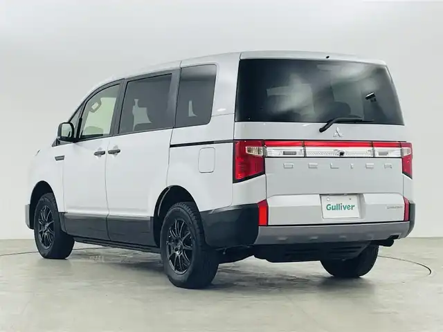三菱 デリカＤ：５ シャモニー 福島県 2024(令6)年 0.4万km パールⅡ 衝突軽減ブレーキ/・車線逸脱警報装置/・ブラインドスポットモニター/・レーダークルーズコントロール/社外ナビ/・型番:CN-HE02WD/・フルセグTV/Bluetooth/CD/DVD/・全方位カメラ/・ドライブレコーダー/両側パワースライドドア/・パワーバックドア/アイドリングストップ/電子パーキング/・オートホールド/オートサイドステップ/革巻きステアリング/・ステアリングリモコン/・パドルシフト/・ステアリングヒーター/ハーフレザーシート/・シートヒーター(運転席/助手席)/・パワーシート(運転席)/プッシュスタート/・スマートキー/LEDヘッドライト/・オートライト/・フォグライト/社外フロアマット/