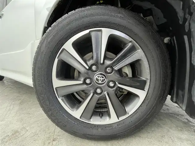 トヨタ ヴォクシー ZS 煌Ⅱ 群馬県 2020(令2)年 1.8万km ホワイトパールクリスタルシャイン フリップダウンモニター　純正９インチナビ　バックカメラ　両側パワースライドドア　クルーズコントロール　ＬＥＤライト　ＡＨＢ　純正１６インチＡＷ　ステアリングリモコン　ＥＴＣ　スマートキー　禁煙車