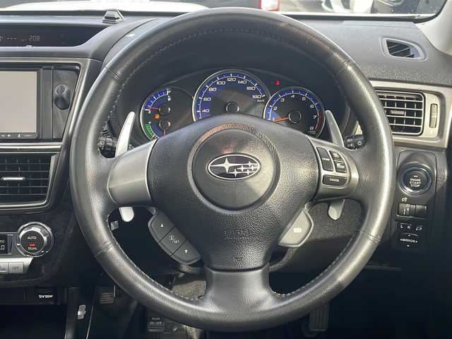 スバル エクシーガ 2．0GT 青森県 2008(平20)年 10.4万km サテンホワイトパール 4WD・ターボ/パノラミックガラスルーフ/クルーズコントロール/合皮コンビシート/運転席パワーシート/パドルシフト/HIDライト/フォグランプ/アンダーエアロ/純正17インチアルミ/スマートキー/プッシュスタート