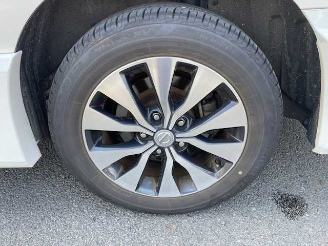 日産 セレナ ハイウェイスター 神奈川県 2017(平29)年 9.6万km ブリリアントホワイトパール 保証書/取扱説明書/純正ナビ/AM・FM・BT・CD・DVD・ブルーレイ・フルセグTV/プロパイロット/衝突軽減システム/電動サイドブレーキ/コーナーセンサー/全周囲モニター/LEDヘッドライト/オートライト/フォグランプ/ETC/WAC/純正16インチAW/サイドエアバッグ/カーテンエアバッグ